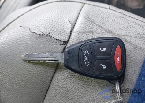 2006 Chrysler 300 Touring z USA, uszkodzony, nr VIN 2C3KA53G86H487839